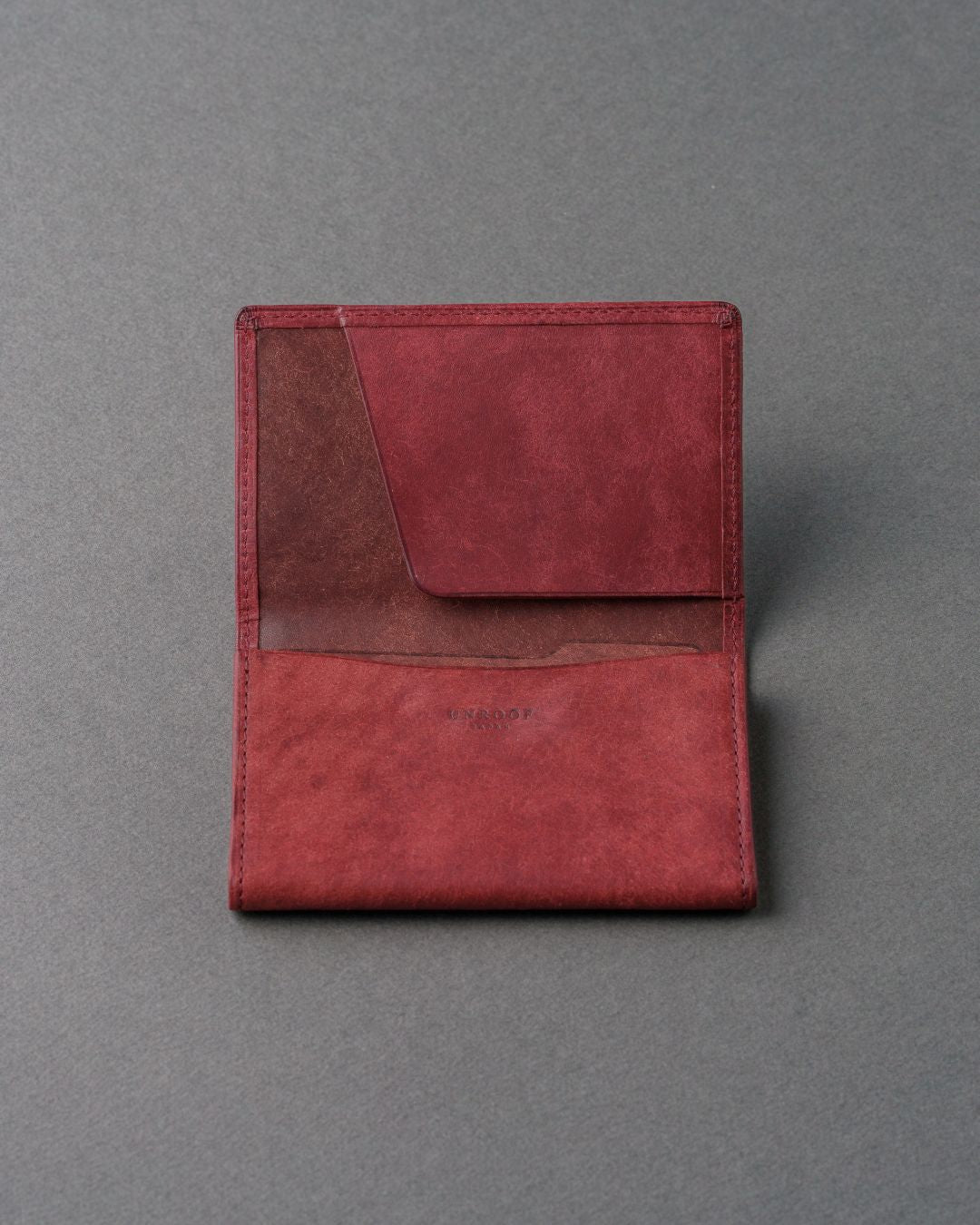 「しっかり仕分ける」本革名刺入れ