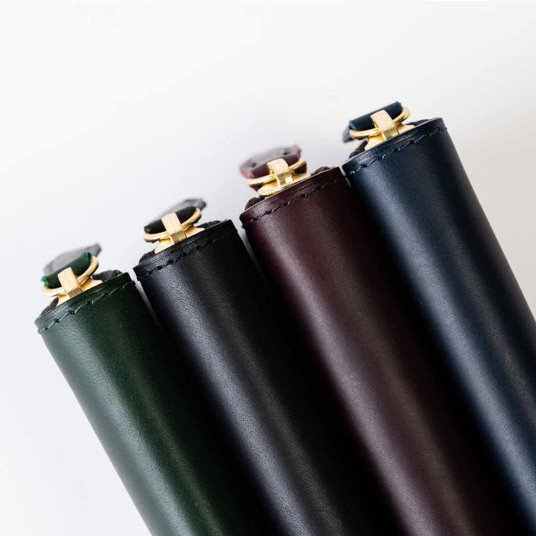 「名刺が綺麗に入る」スリム長財布