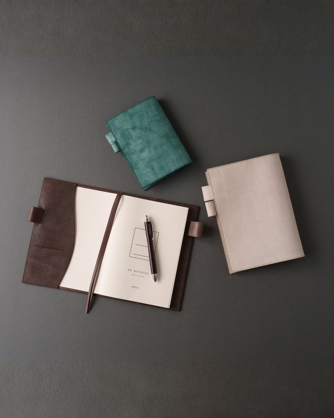 「手帳のある暮らし」本革手帳カバー/ALASKA