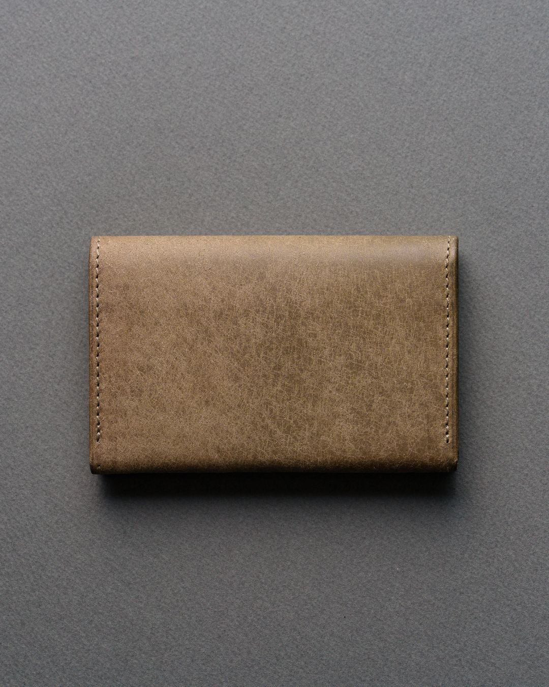 「しっかり仕分ける」本革名刺入れ