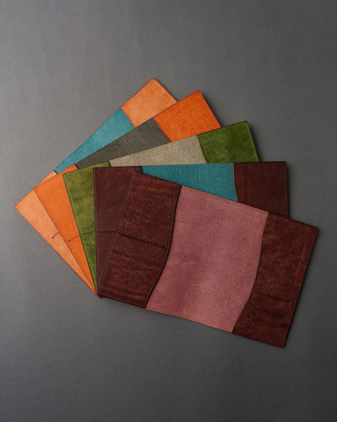 本革ブックカバー「スタンダード」/Pueblo