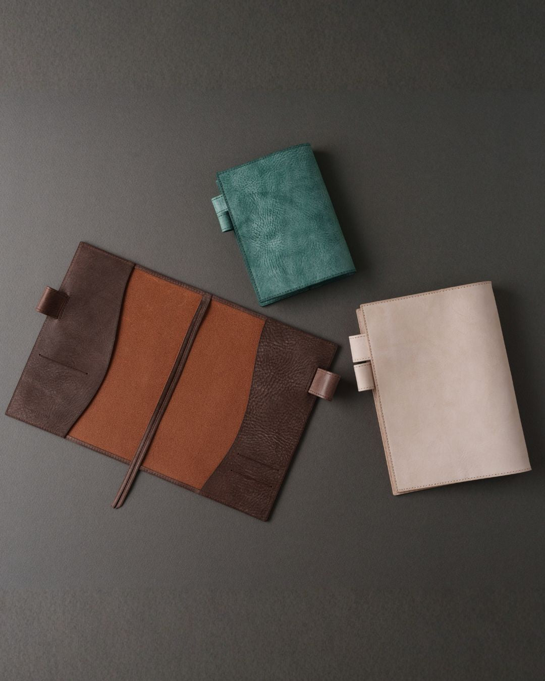 秋冬限定 :「手帳のある暮らし」本革手帳カバー/ALASKA