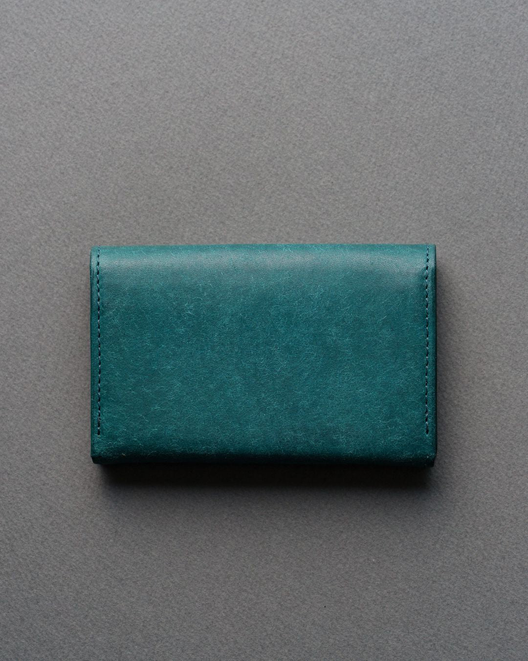 「しっかり仕分ける」本革名刺入れ