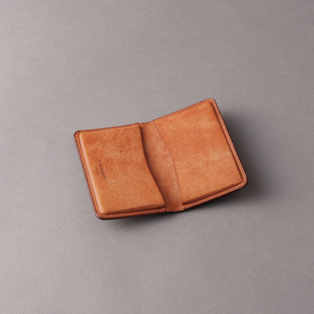 「フォルムが美しい」名刺入れ/Pueblo バイカラー