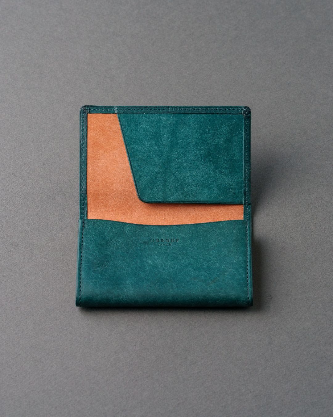 「しっかり仕分ける」本革名刺入れ