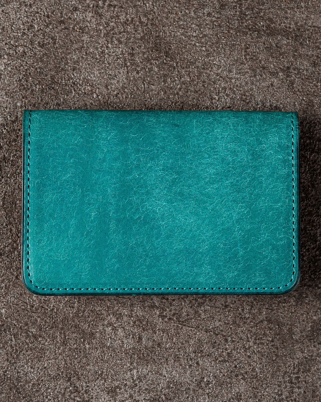 「フォルムが美しい」名刺入れ/Pueblo