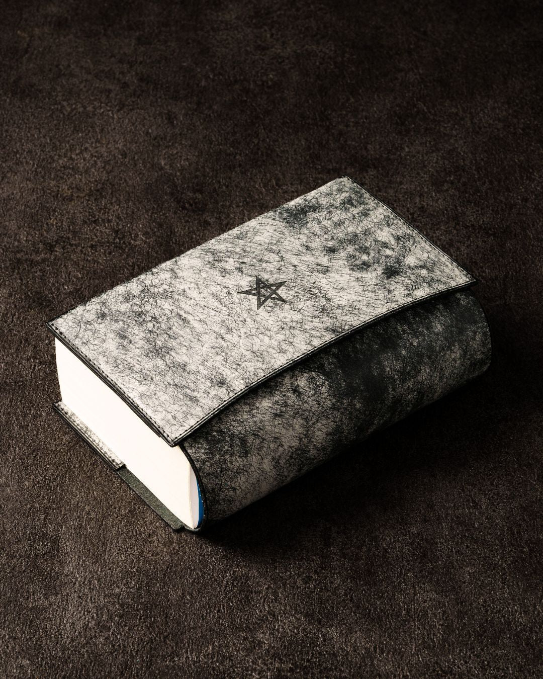 京極夏彦 オリジナルブックカバー (しおり付)