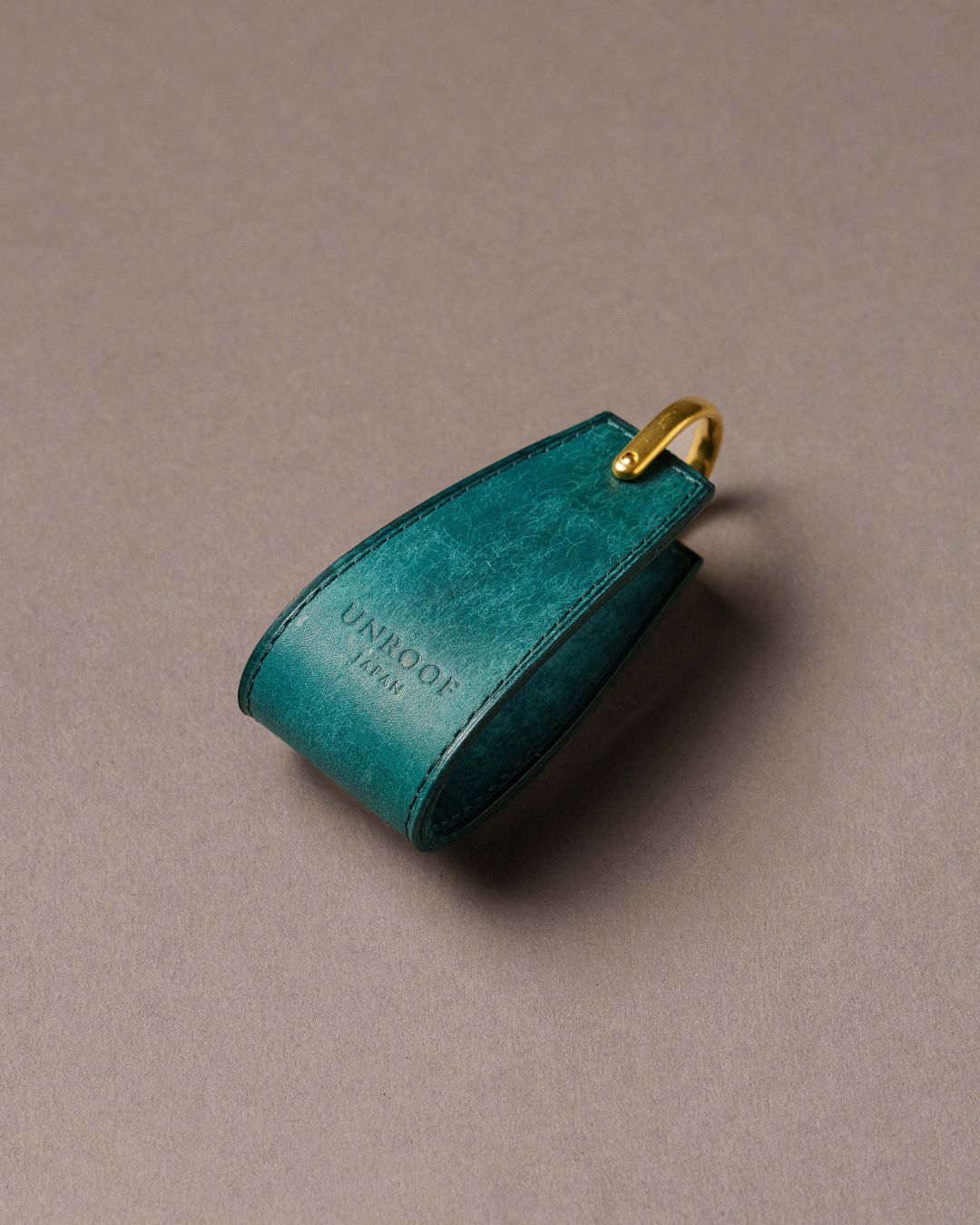 「鍵が整う」本革 キーホルダー